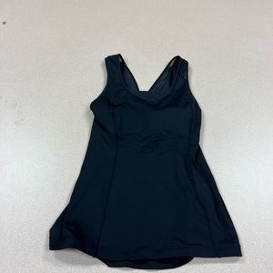 Lululemon workout tank top: Size Medium Black 251